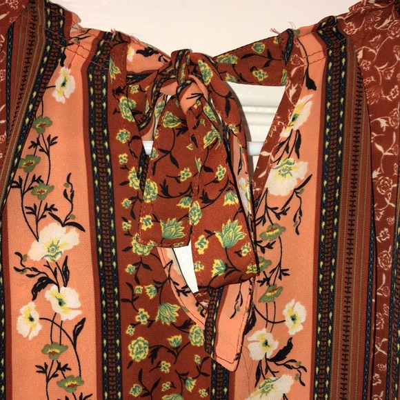 SOLD!   Lauren Conrad Blouse! Size Xl! 🥰 - Picture 5 of 6